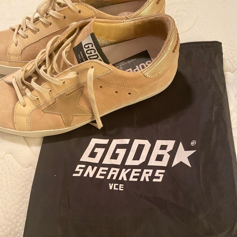 Golden Goose Superstar
